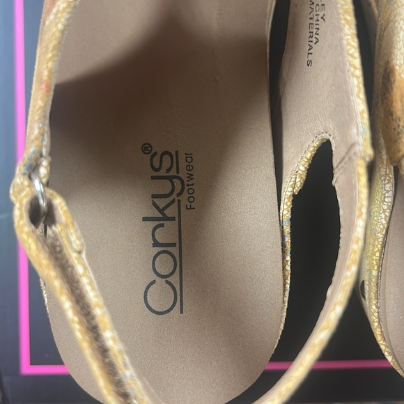 Camel Washed Flower Carley Wedge - Corkys - Picture 4 of 5